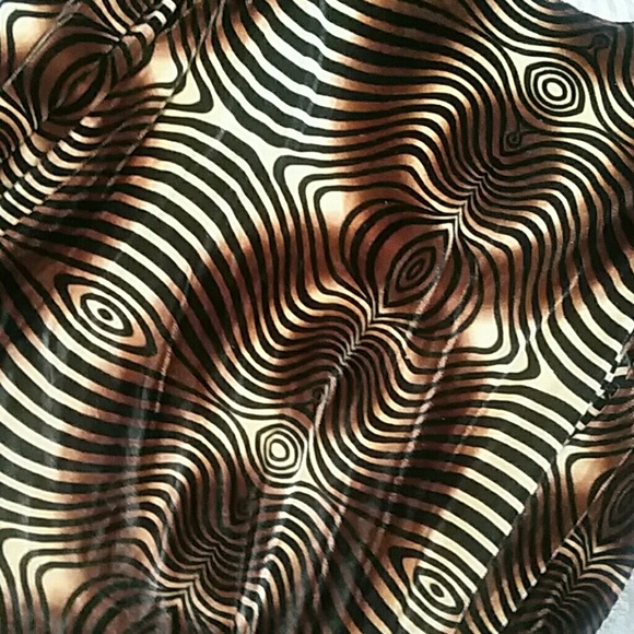 Top - Picture 3 of 3